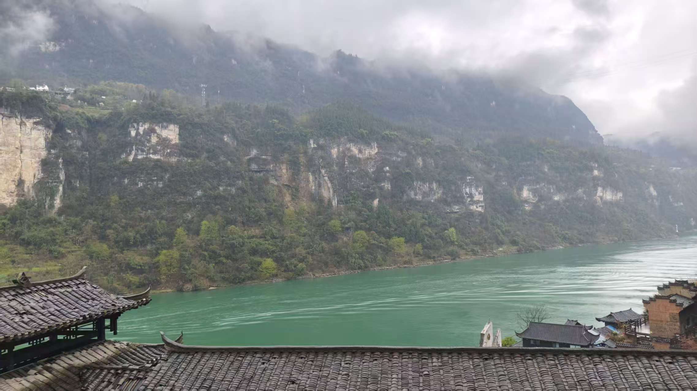 安信游 × 同程旅行:为三峡人家 5A 景区打造 “一脸游园” 新体验 3